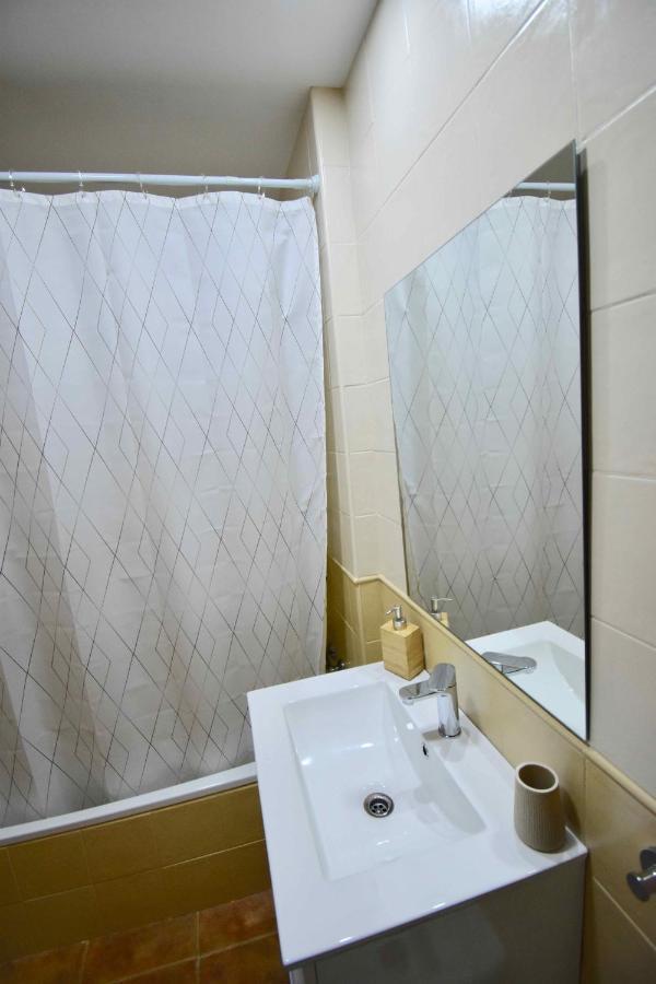 Bahia Marinas - Tu Hogar Con Jardin Privado! Apartman Vera Kültér fotó