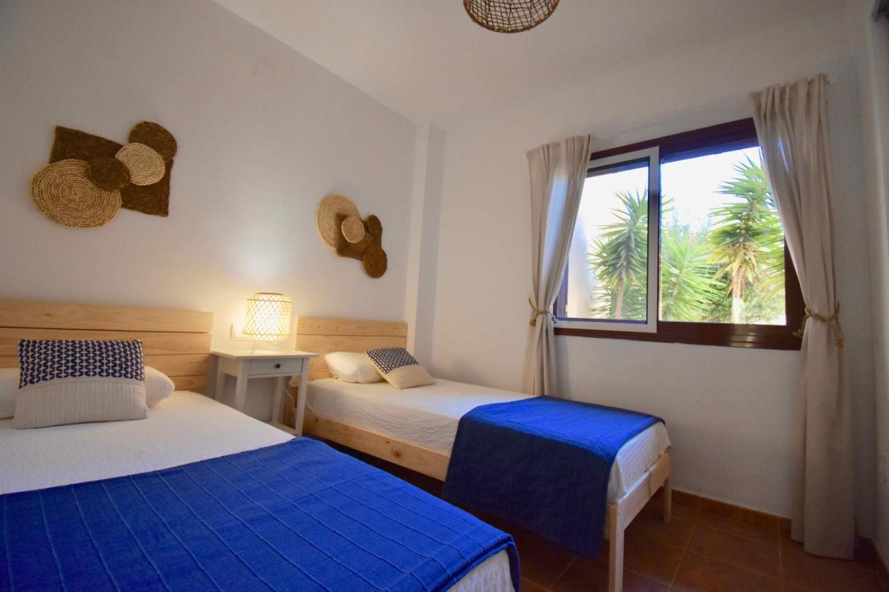 Bahia Marinas - Tu Hogar Con Jardin Privado! Apartman Vera Kültér fotó